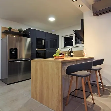 Vila Ctma231/ Modern Decorated With Private Pool *
